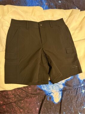 L.L. Bean Black Women's Cargo Shorts